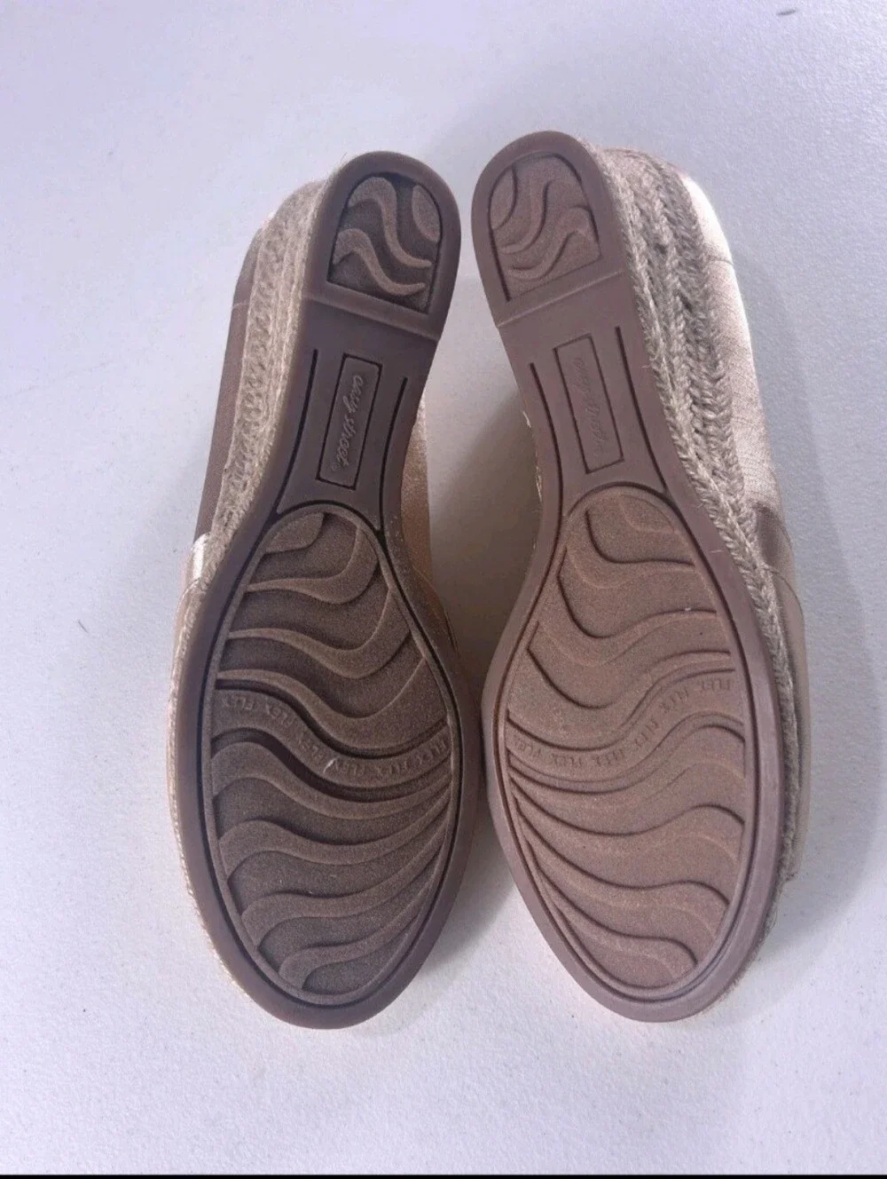 NWT Easy Street Jasper Thai Silk Peep Toe Espadrille Wedge Shoes Sz 11 Extra Wid